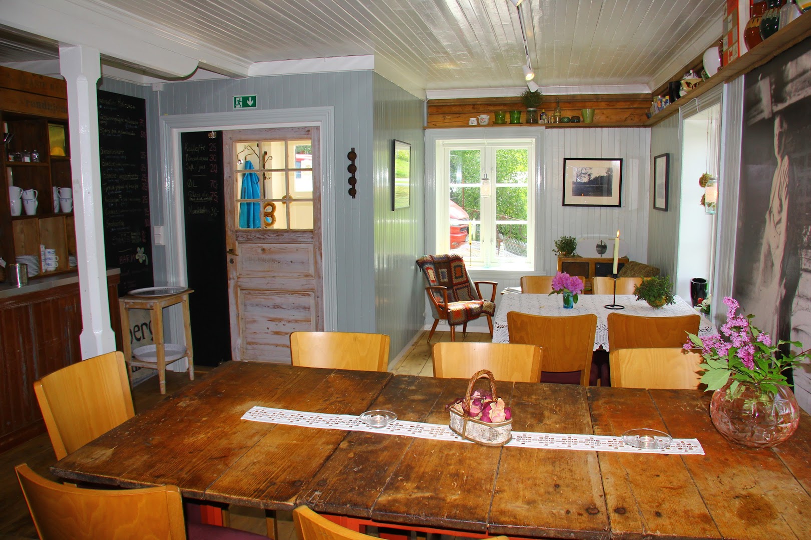 Garveriet kafe, gjenbruks-butikk, utstillinger · Bilder 1
